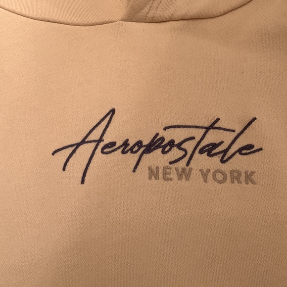 Beautiful cream colored Aeropostale Hoodie - Picture 2 of 4